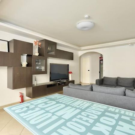 פריז Cosy Appart Avec Balcon Pont De Flandres - Crimee מראה חיצוני תמונה